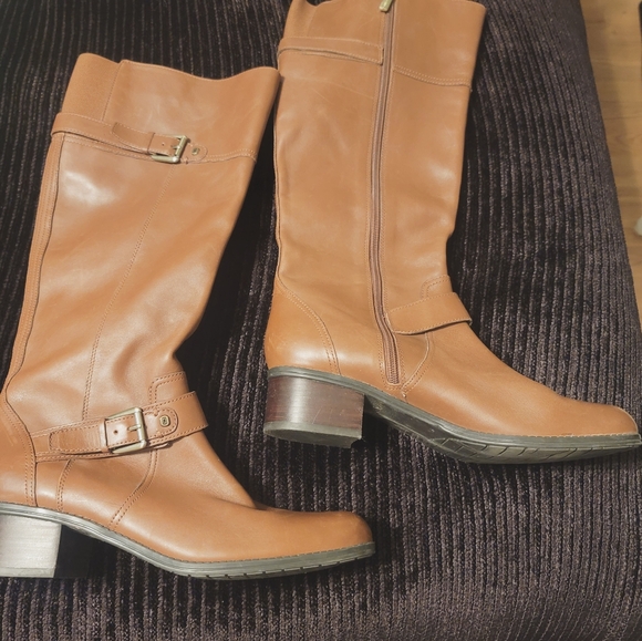 Bandolino Camel Brown Leather Heeled Boots | Classic Buckle Accent - Picture 1 of 9